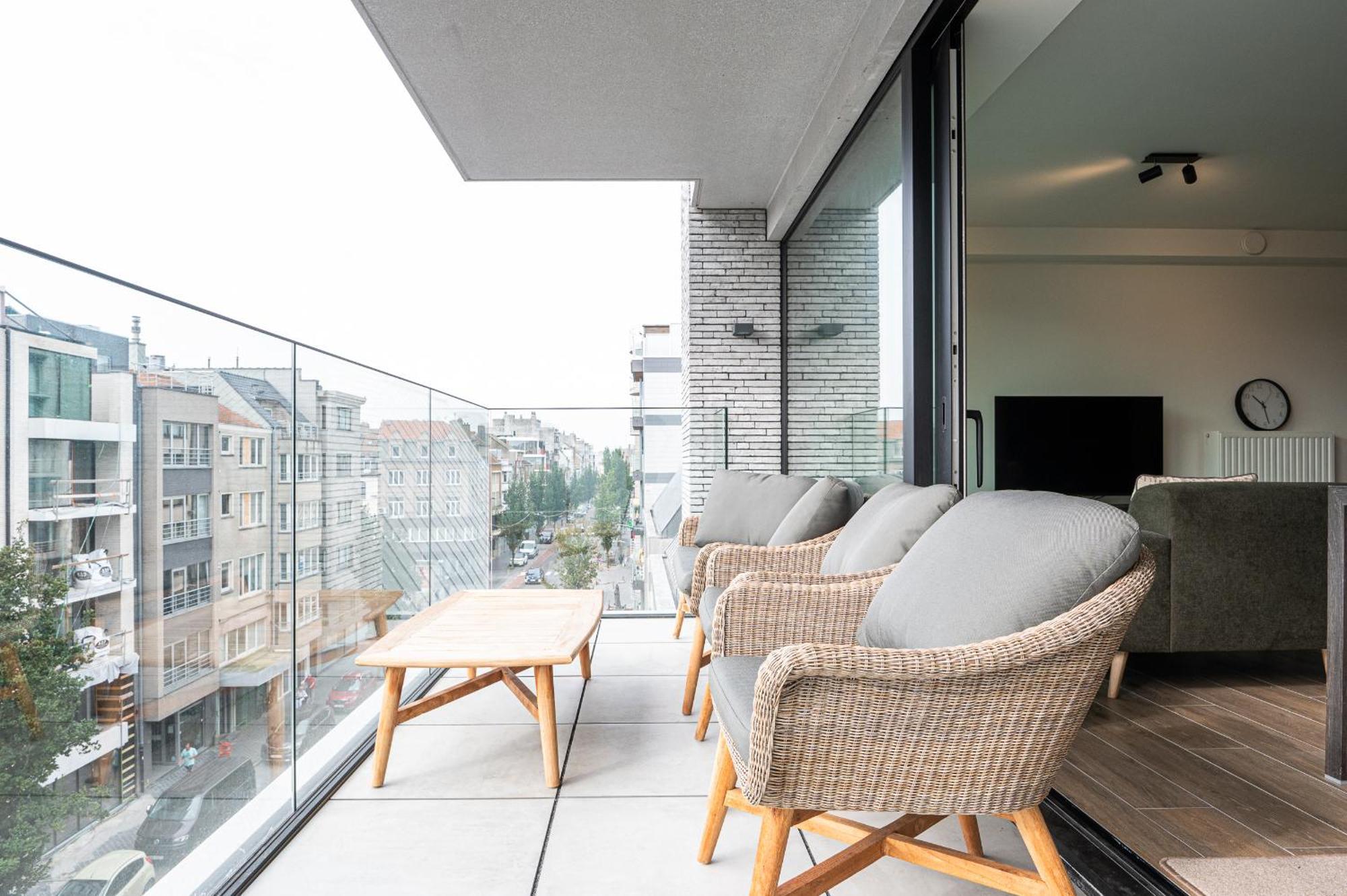 Wonderful New Apartment Close To The Beach Остенде Экстерьер фото